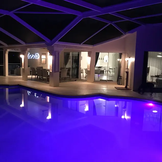 NY! Snygg villa i Bonita Springs! Modernt, med stor havsvattenpool! - Image 1