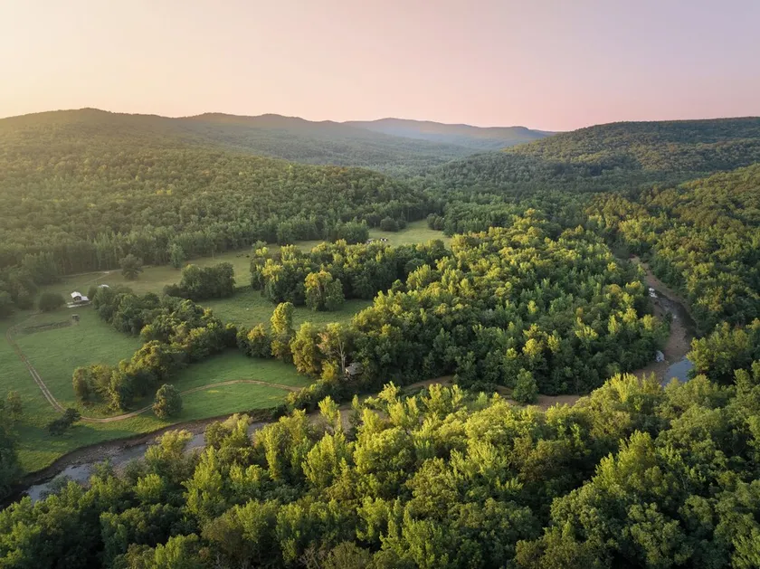 Creek Cottage, in the Ozarks! - Image 1