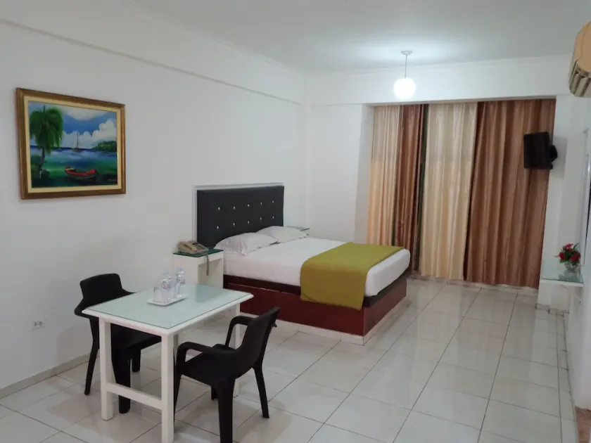 Quiet and comfortable apartment in the center - Image 1