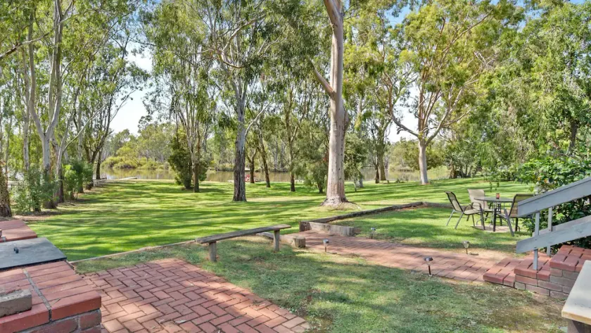 Water's Edge Bundalong - Image 1
