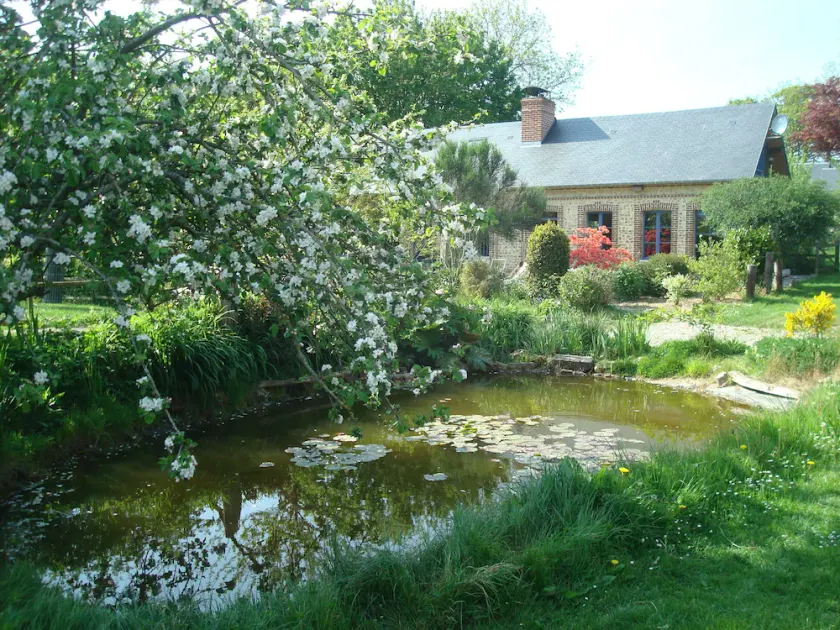Maison Normande Avec Jardin à 4 km D'etretat - Image 1