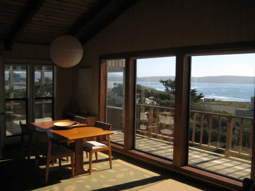Seaside Modern - Easy 3 min Walk to Beach! - Image 1