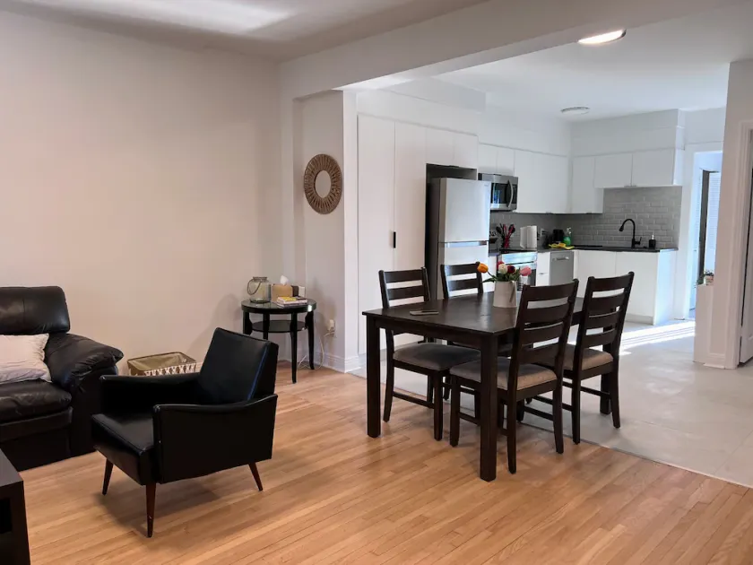 Beautiful furnished and renovated condo ! - Image 1