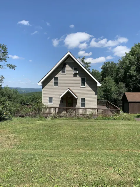 Private House with Great View - Image 1