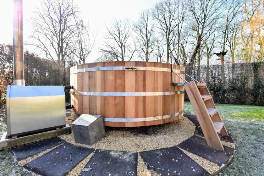 Charmante maison de vacances conviviale et familiale avec terrasse, jacuzzi et jardin - Image 1