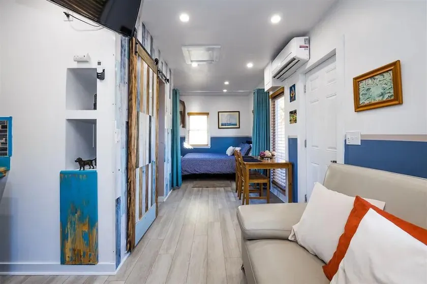 Pet Friendly Tiny Livin 3min from Cape Charles - Image 1