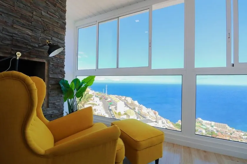 Apartamento vacacional apropiado para familias | Vistas a la montaña | Ideal para trabajar remoto - Image 1