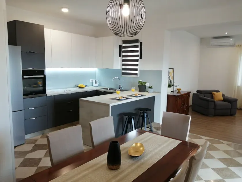 Apartments Jelka - Image 1
