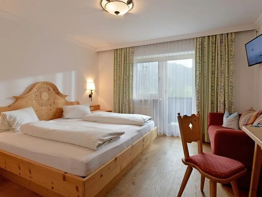 Wilder Kaiser or Kitzbüheler Horn double room with shower / WC - Pension Sunnbichl - Image 1