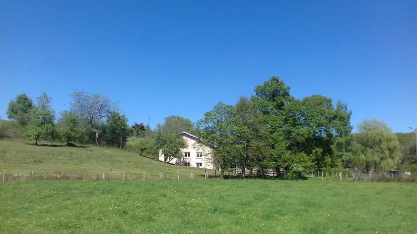 Smukt sommerhus på landet i Ronchamp nær Corbusier-arkitekten - Image 1