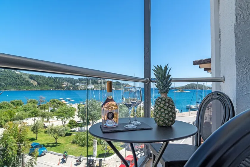 MR P. Boutique Residence - Image 1