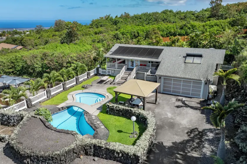 Beautiful Pool with Stunning Ocean and Sunset Views - Image 1