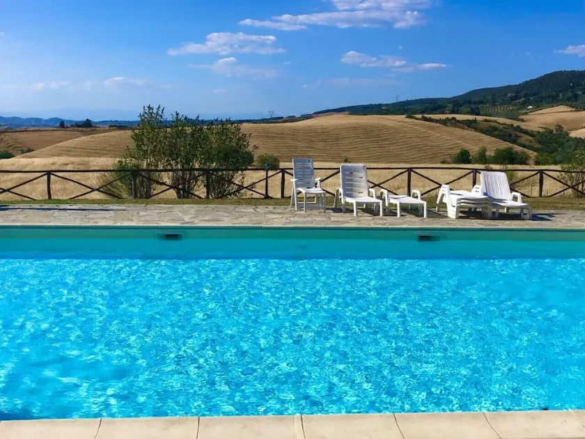 Lovely home between Volterra and San Gimignano - Image 1