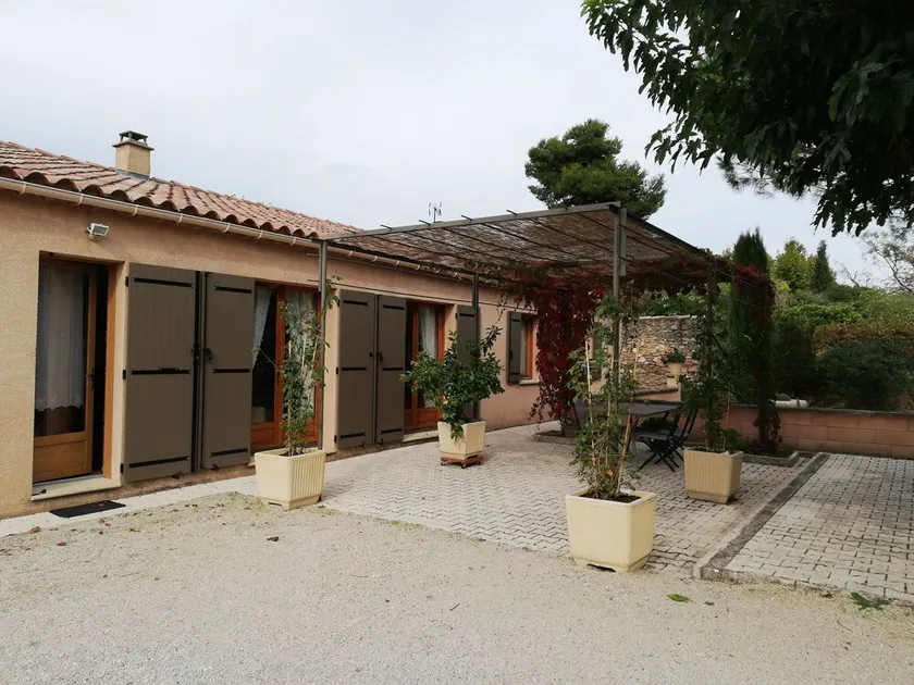 Rent House 80 m2 in village at the foot of the Luberon - Image 1