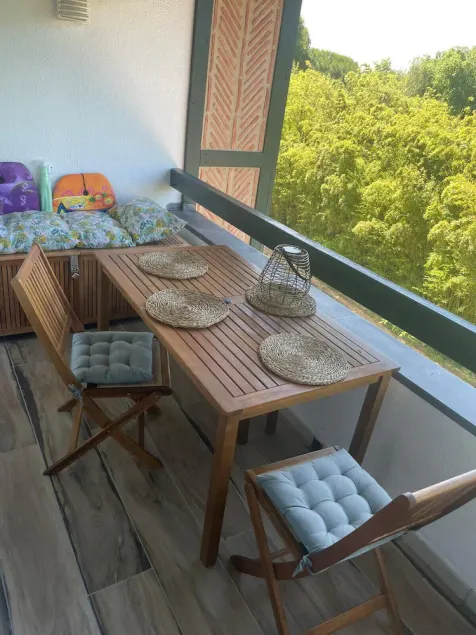 Cosy 21 M2 With Loggia Pool Near The Beach - Image 1