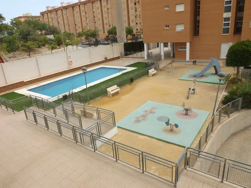 Appartement avec piscine à Alicante - Image 1