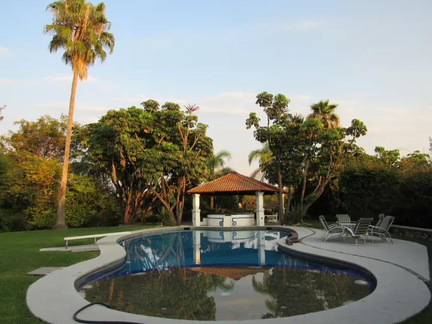 5.000 meter pool, jacuzzi og stor have, mexicansk 5.000 meter villa - Image 1