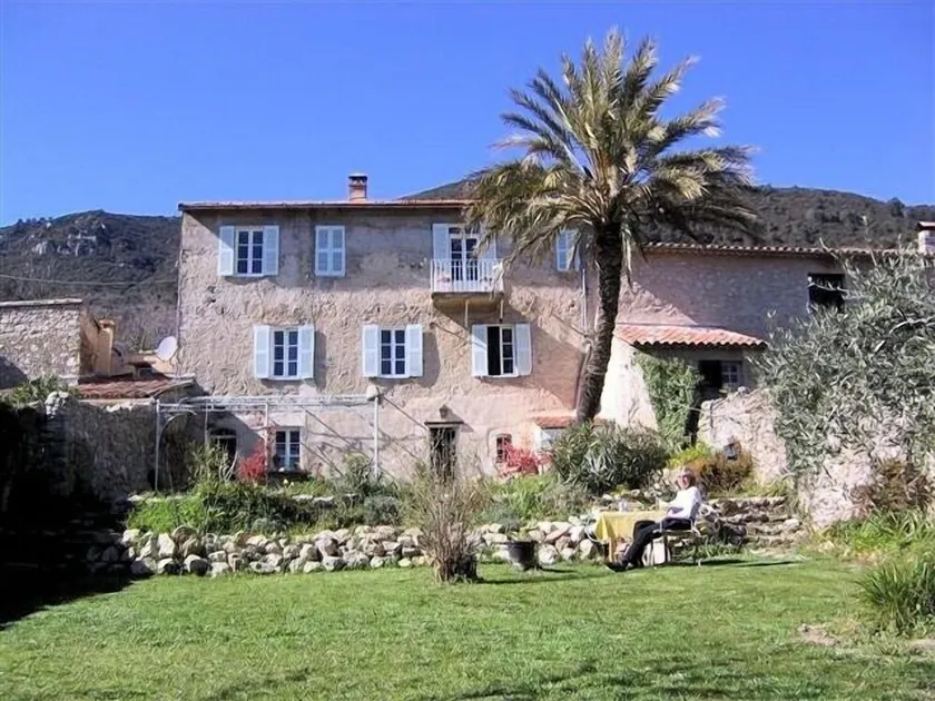 Beautiful 18th Century Village House in Seillans - Image 1