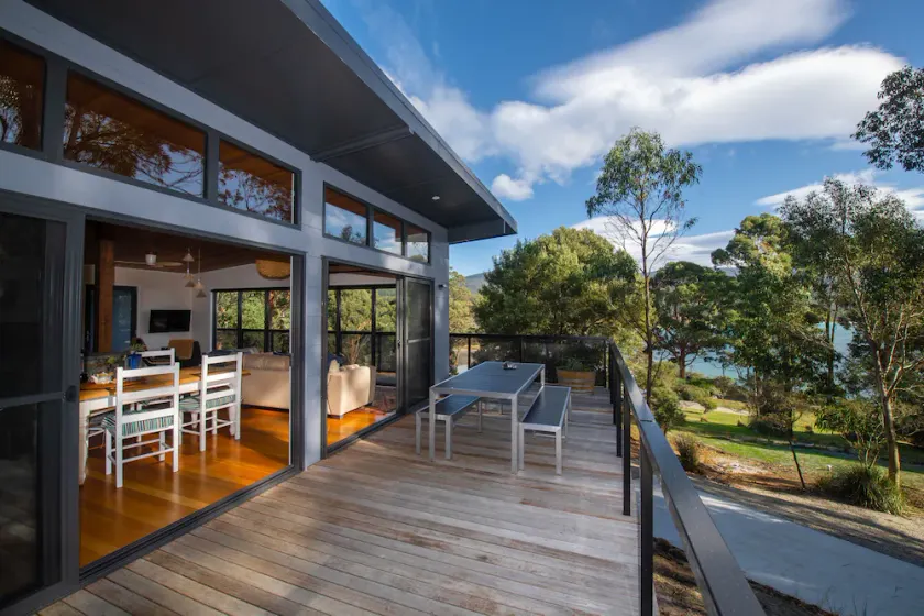 Adventure Bay Beach House - Image 1