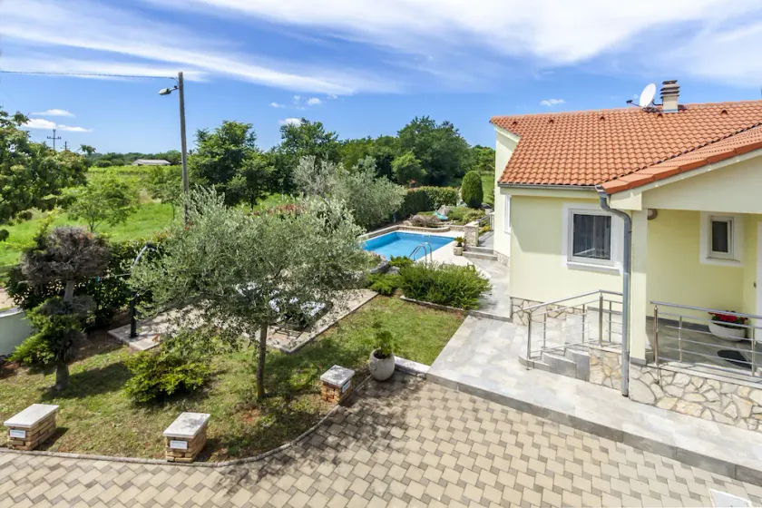 Haus mit Pool und Whirlpool für 5 Personen 15 km von Pula entfernt, ruhig - Image 1