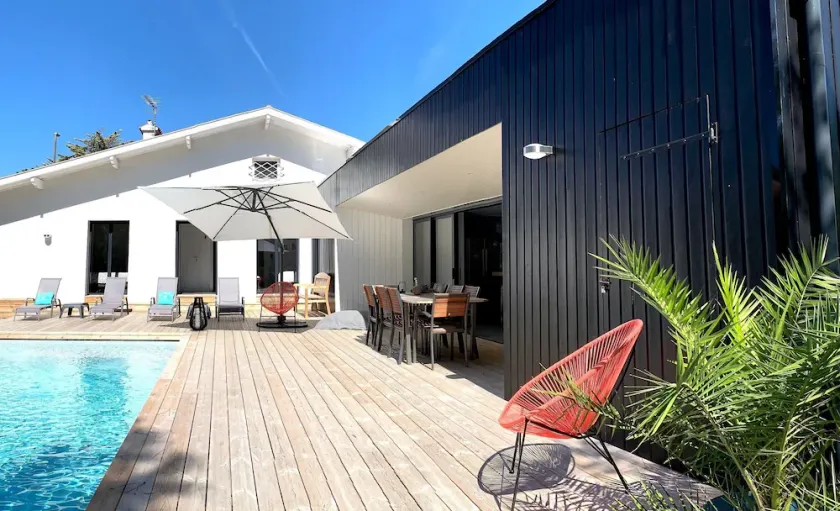 Bellissima villa con piscina riscaldata - 150 metri dalla spiaggia - Image 1