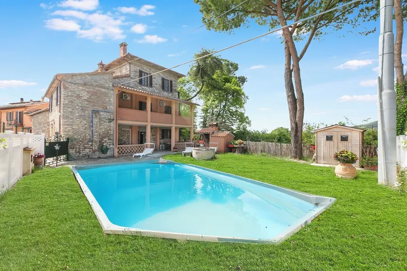 Borgo Panicale with Shared Pool and Garden - Image 1