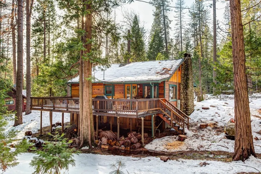 Hansen Cabin - Image 1