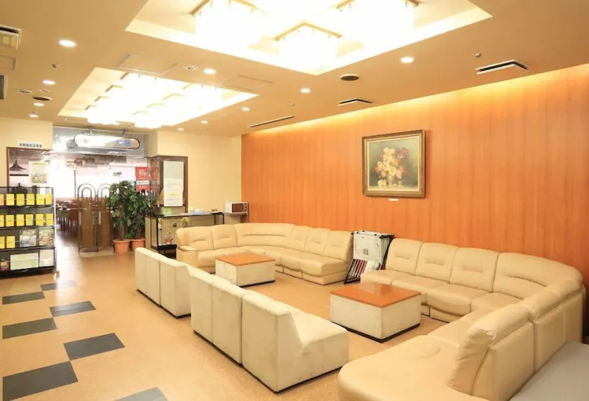 Smile Hotel Hirosaki - Image 1