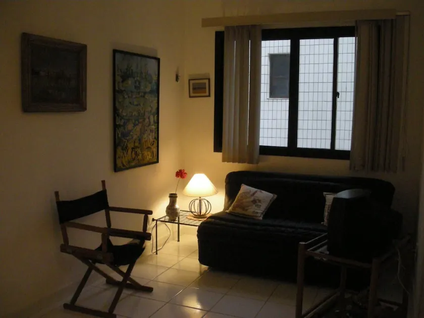 Comfortable and practical apartment in Enseada. - Image 1