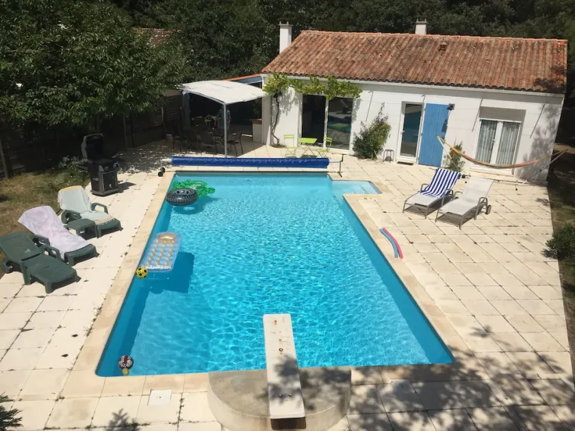 OLERON mietet Haus in den Kiefern, in der Nähe von Strand, beheiztem Pool, Terrasse, Garten - Image 1