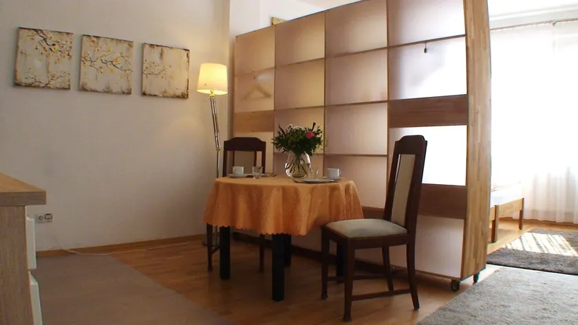 Charming apartment. Kitchen, bath, 45m², 2km from Heidelberg. - Image 1