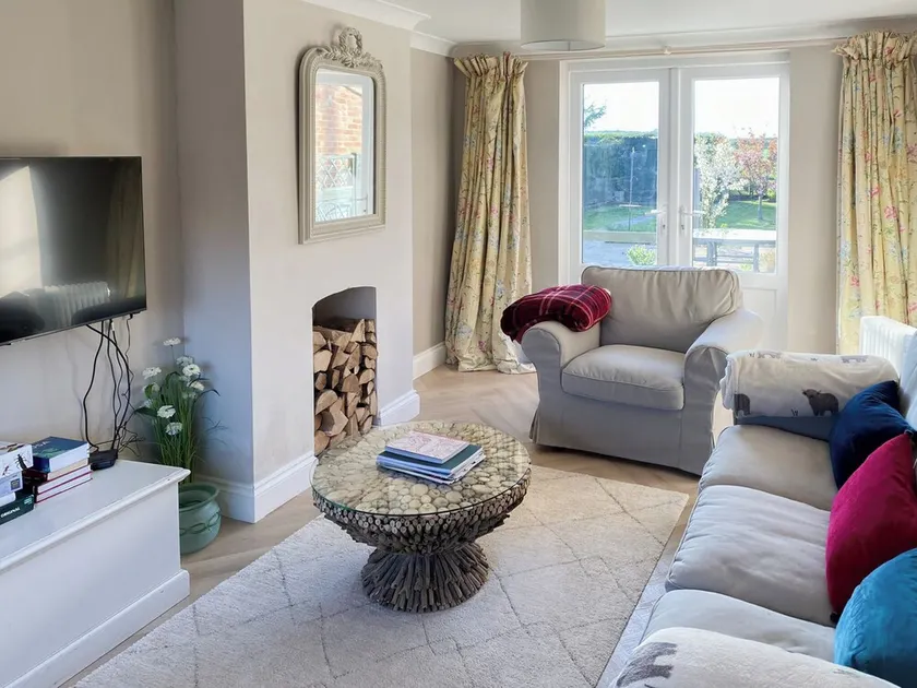 3 Bed in Docking oc-b33518 - Image 1