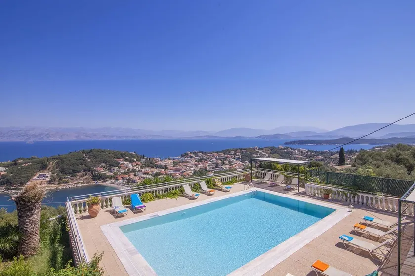 Villa Agathi by Villa Plus - Image 1