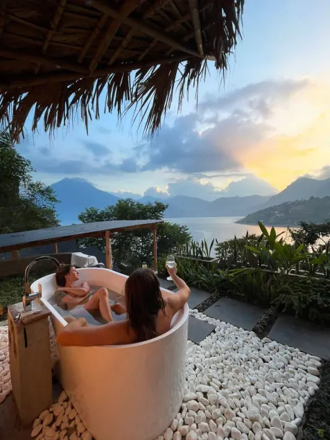 Luxury 1 BR Loft Villa w/amazing outdoor shower - Image 1