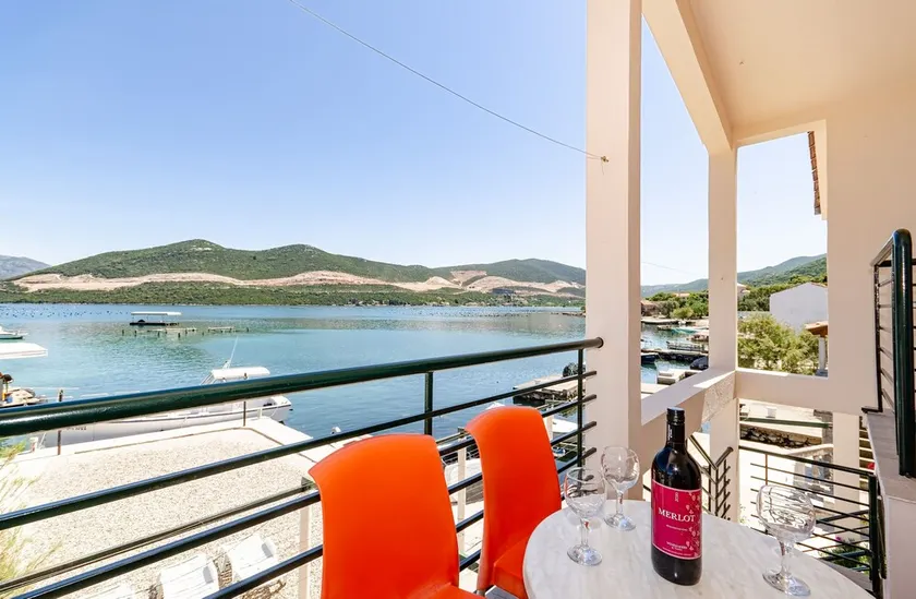 Maravilloso apartamento vacacional con terraza y barbacoa | Vistas al mar - Image 1