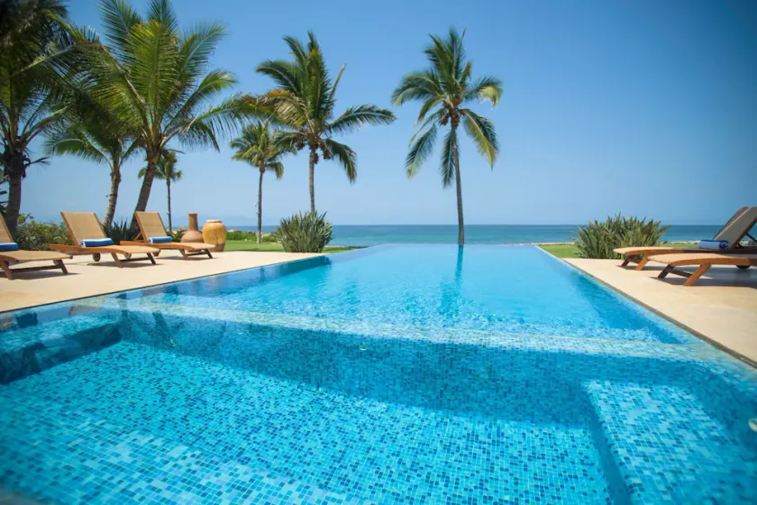 Walk to Surf Spots!  Beachfront Villa with Infinity Pool and Fantastic Staff - Image 1