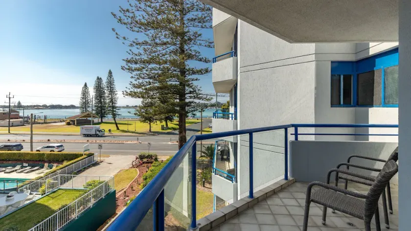 Enjoy wonderful water views from Heritage 303 - Image 1