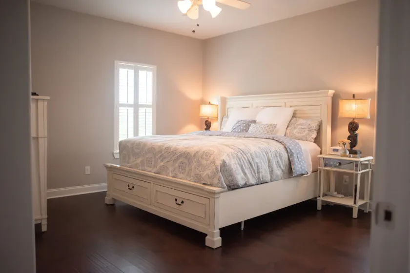 located in the downtown Lake Charles!!! 5 min drive to the civic center - Image 1
