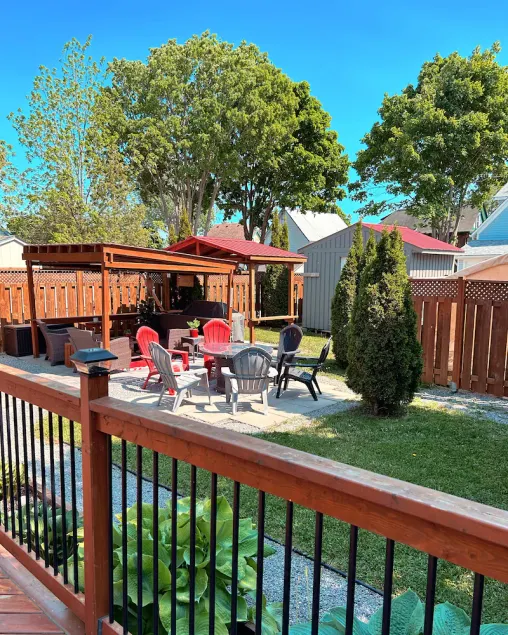 Oak Street Cottage - 3BRM with Backyard Retreat - Image 1