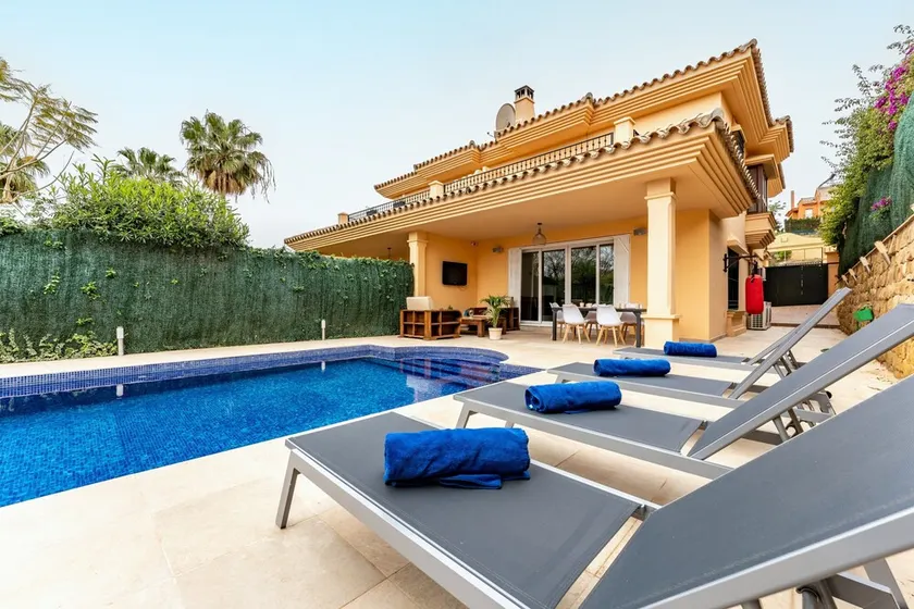 Villa in Los Flamencos - Image 1