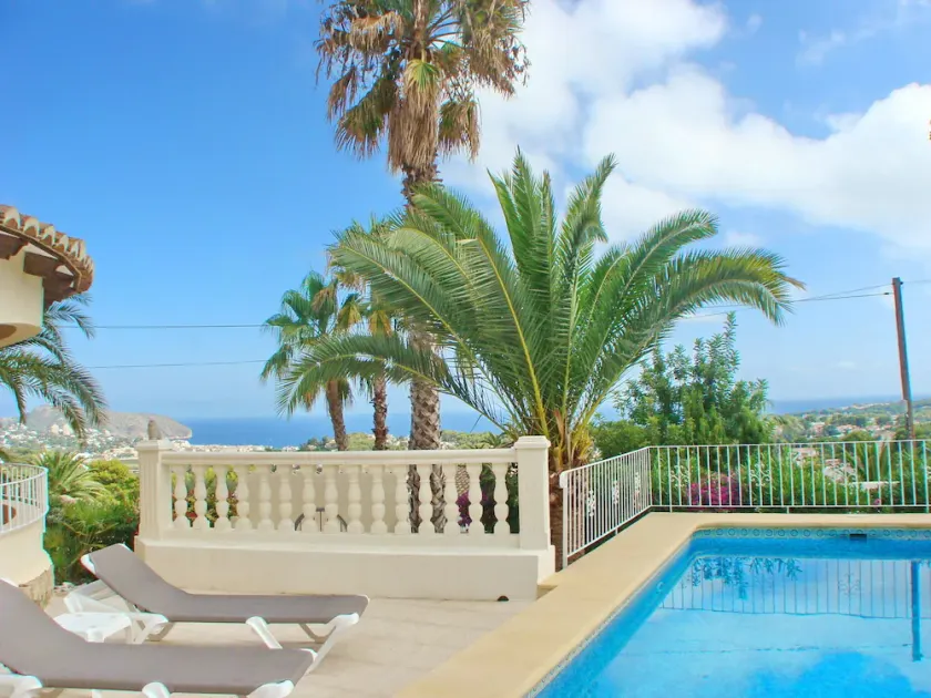 Stor och mysig villa  med privat bassäng i Moraira, Costa Blanca, Spanien för 6 personer - Image 1