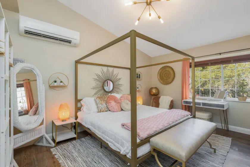 POOL OASIS! Super Reviews! EV Charger/1BR King/Wash/Dryer/Kitchenette/Sleeps 4 - Image 1