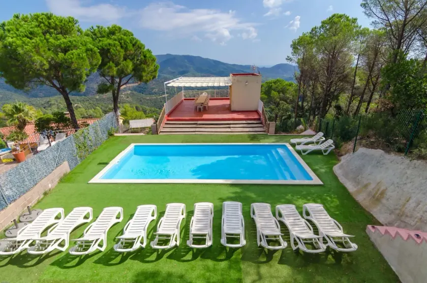 Club Villamar - Grande et accueillante située dans un quartier résidentiel, avec piscine privée e... - Image 1