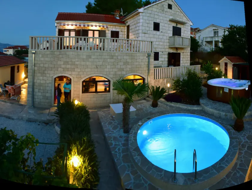 apartamento de lujo puro con dos terraza privada y vistas estupendas. - Image 1