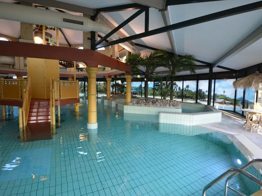 Charming Villa in Natural Surroundings - Image 1