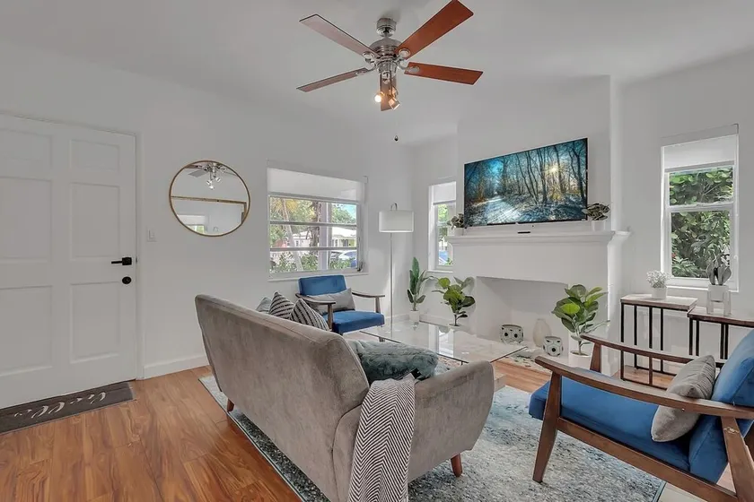 Gated Modern Design District Home near Wynwood - Image 1