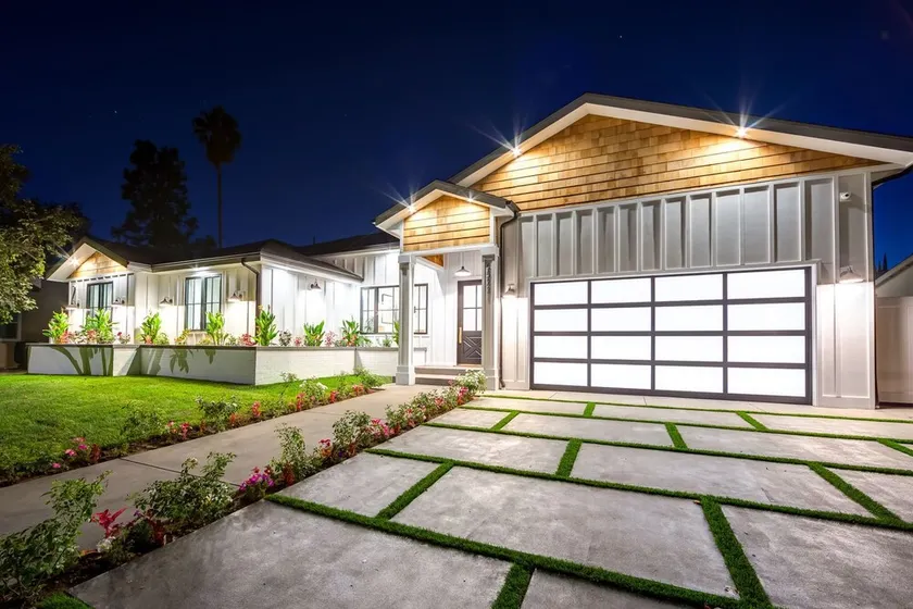 AmazIng big house for comfort and relax - Image 1