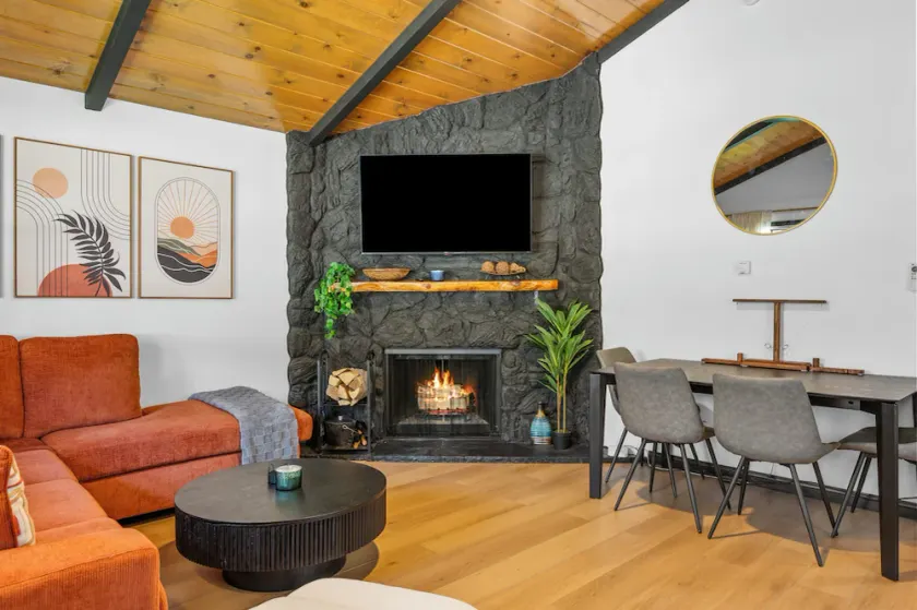 Tranquil Trails Luxury Retreat - Image 1