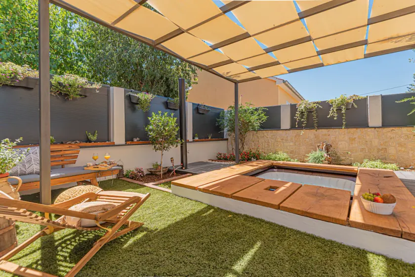 Familienorientiertes wunderschönes Ferienhaus mit Terrasse, Garten und Grill | Bergblick - Image 1
