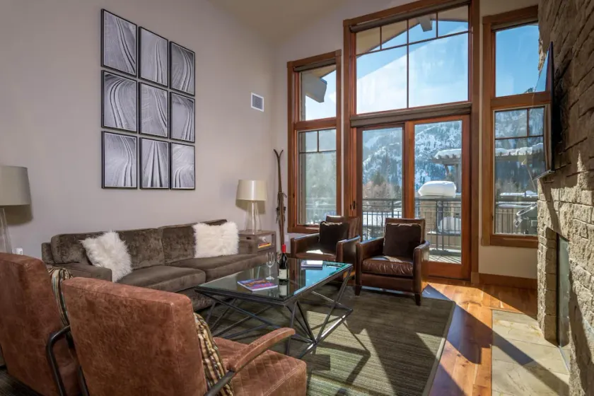 Ketchum Penthouse 3 Blocks to Downtown - Image 1